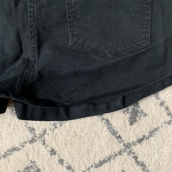 H&M Shorts - Picture 6 of 6